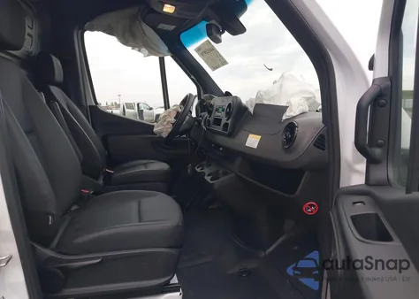 2025 Mercedes-Benz Sprinter 2500 Standard Roof 4-Cyl Diesel from USA, damaged, VIN W1Y4KBHY5ST202444